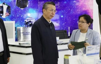 省人大常委會(huì)黨組書(shū)記、副主任王永康蒞臨寶泰隆走訪調(diào)研